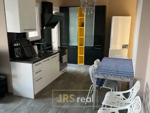 Prodej bytu 3+kk, Durrës, Albánie, 75 m2