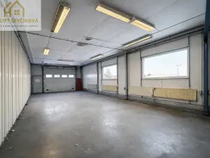 Pronájem skladu, Hradec Králové, Vlčkovická, 100 m2