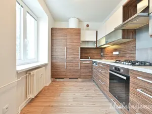 Pronájem bytu 3+kk, Brno - Líšeň, Bačovského, 72 m2