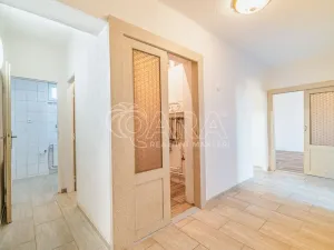 Pronájem bytu 3+1, Kralupy nad Vltavou - Mikovice, 28. října, 64 m2