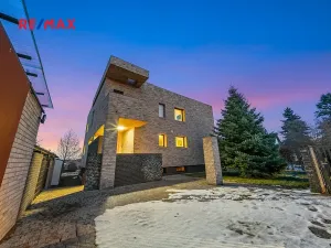 Prodej vily, Praha - Klánovice, Zádražanská, 330 m2