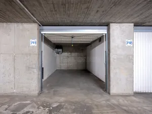 Prodej garáže, Praha, Štěchovická, 15 m2