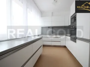 Pronájem bytu 3+1, Třebíč, Schöllhornova, 68 m2