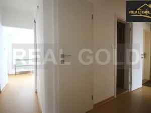 Pronájem bytu 3+1, Třebíč, Schöllhornova, 68 m2