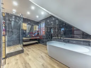 Prodej rodinného domu, Mladá Boleslav - Jemníky, 227 m2