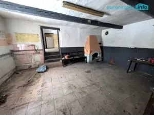 Prodej zemědělské usedlosti, Lom, 300 m2