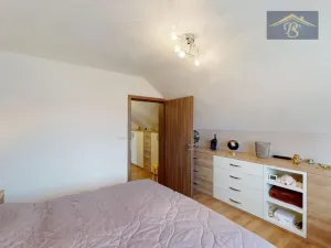 Prodej rodinného domu, Líbeznice, Školská, 186 m2