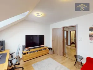 Prodej rodinného domu, Líbeznice, Školská, 186 m2