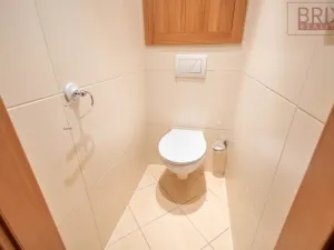 Pronájem bytu 2+kk, Praha, Kurzova, 43 m2