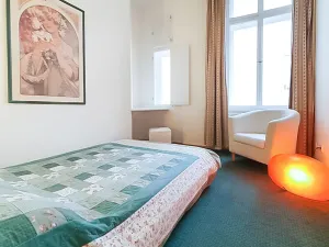 Pronájem bytu 3+1, Praha - Nové Město, Odborů, 87 m2