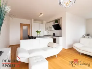 Pronájem bytu 3+kk, Praha - Řeporyje, Wiesenthalova, 76 m2