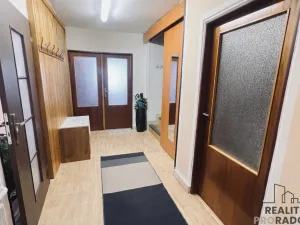 Prodej rodinného domu, Návsí, Jahodová, 240 m2