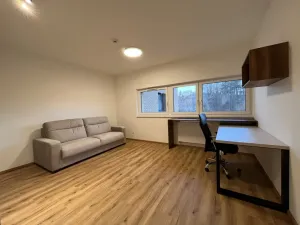 Pronájem bytu 3+kk, Český Krumlov, Za Jitonou, 76 m2