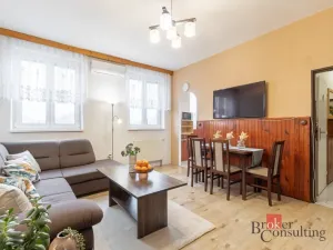 Prodej bytu 3+1, Lednice, Komenského, 68 m2