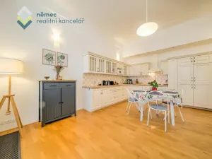 Pronájem bytu 3+1, Praha - Vinohrady, Záhřebská, 106 m2