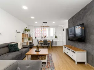 Prodej bytu 3+1, Ostrava, Františka Formana, 64 m2