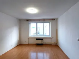 Pronájem bytu 1+kk, Benešov, Jiráskova, 30 m2
