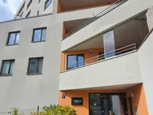 Pronájem bytu 2+kk, Praha, Kytínská, 63 m2