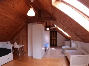 Prodej rodinného domu, Pecka, 300 m2