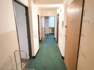 Prodej bytu 2+1, Karlovy Vary, Horova, 65 m2