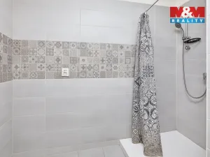 Prodej rodinného domu, Všestary - Menčice, Hlavní, 74 m2