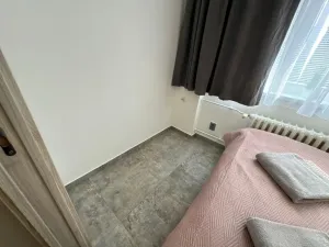 Pronájem bytu 2+kk, Praha - Nové Město, Sokolská, 23 m2