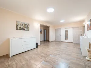 Prodej rodinného domu, Chýně, Ke Skále, 220 m2