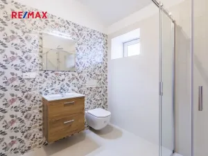 Prodej bytu 3+kk, Svoboda nad Úpou, Nádražní, 65 m2