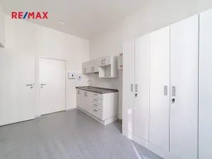 Prodej obchodního prostoru, Králíky, 5. května, 519 m2