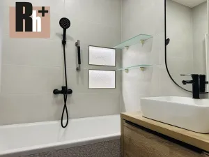 Prodej bytu 3+1, Ostrava, U Školky, 69 m2