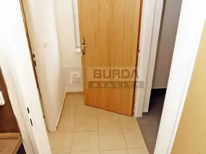 Pronájem bytu 1+kk, Neratovice, 25 m2