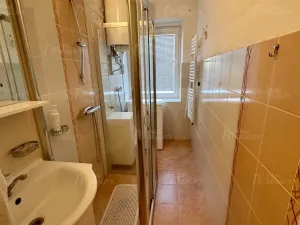 Prodej bytu 4+1, Broumov - Kolonie 5.května, Družstevní, 74 m2