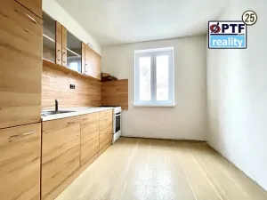 Pronájem bytu 1+kk, Plzeň, Sladkovského, 38 m2