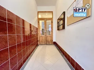 Pronájem bytu 1+kk, Plzeň, Sladkovského, 38 m2