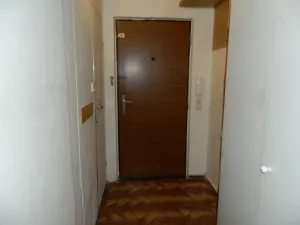 Pronájem bytu 1+1, Roudnice nad Labem, Stavbařů, 38 m2