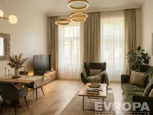 Pronájem bytu 2+kk, Praha - Vinohrady, U Zvonařky, 65 m2