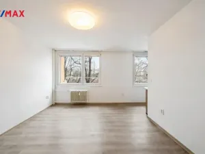 Pronájem bytu 1+kk, Hradec Králové - Nový Hradec Králové, Vachkova, 26 m2