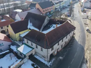 Prodej komerční nemovitosti, Studená, nám. Sv. J. Nepomuckého, 256 m2