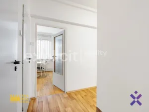 Prodej bytu 3+1, Zlín, Bratří Jaroňků, 78 m2