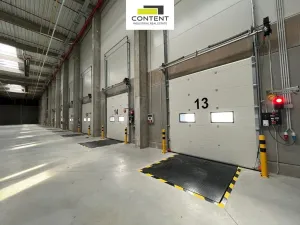 Pronájem výrobních prostor, Brno - Tuřany, Letiště Brno-Tuřany, 8000 m2