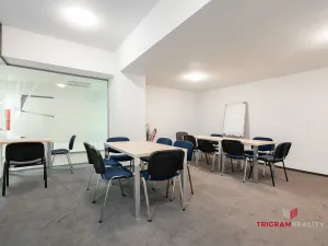 Pronájem kanceláře, Hradec Králové - Pražské Předměstí, Gočárova třída, 32 m2