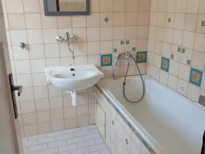 Pronájem bytu 2+1, Solenice, 51 m2