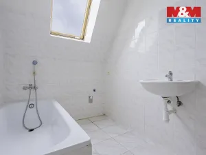 Pronájem bytu 3+1, Nový Bor, Palackého, 100 m2