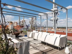 Pronájem bytu 4+kk, Praha, Laubova, 260 m2