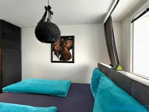 Prodej bytu 2+kk, Praha - Kobylisy, Třebenická, 38 m2