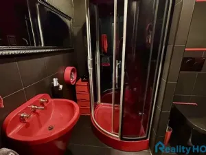 Prodej bytu 2+kk, Praha - Kobylisy, Třebenická, 38 m2