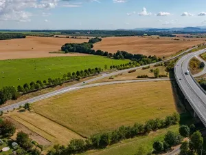 Prodej komerčního pozemku, Bělotín, 9952 m2