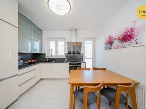 Prodej bytu 2+1, Ostrava, Edisonova, 66 m2