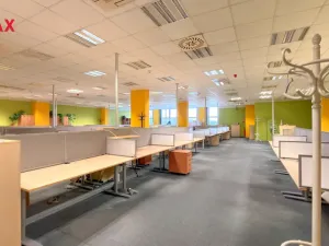 Pronájem kanceláře, Pardubice - Zelené Předměstí, Masarykovo náměstí, 416 m2