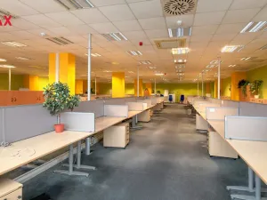 Pronájem kanceláře, Pardubice - Zelené Předměstí, Masarykovo náměstí, 416 m2